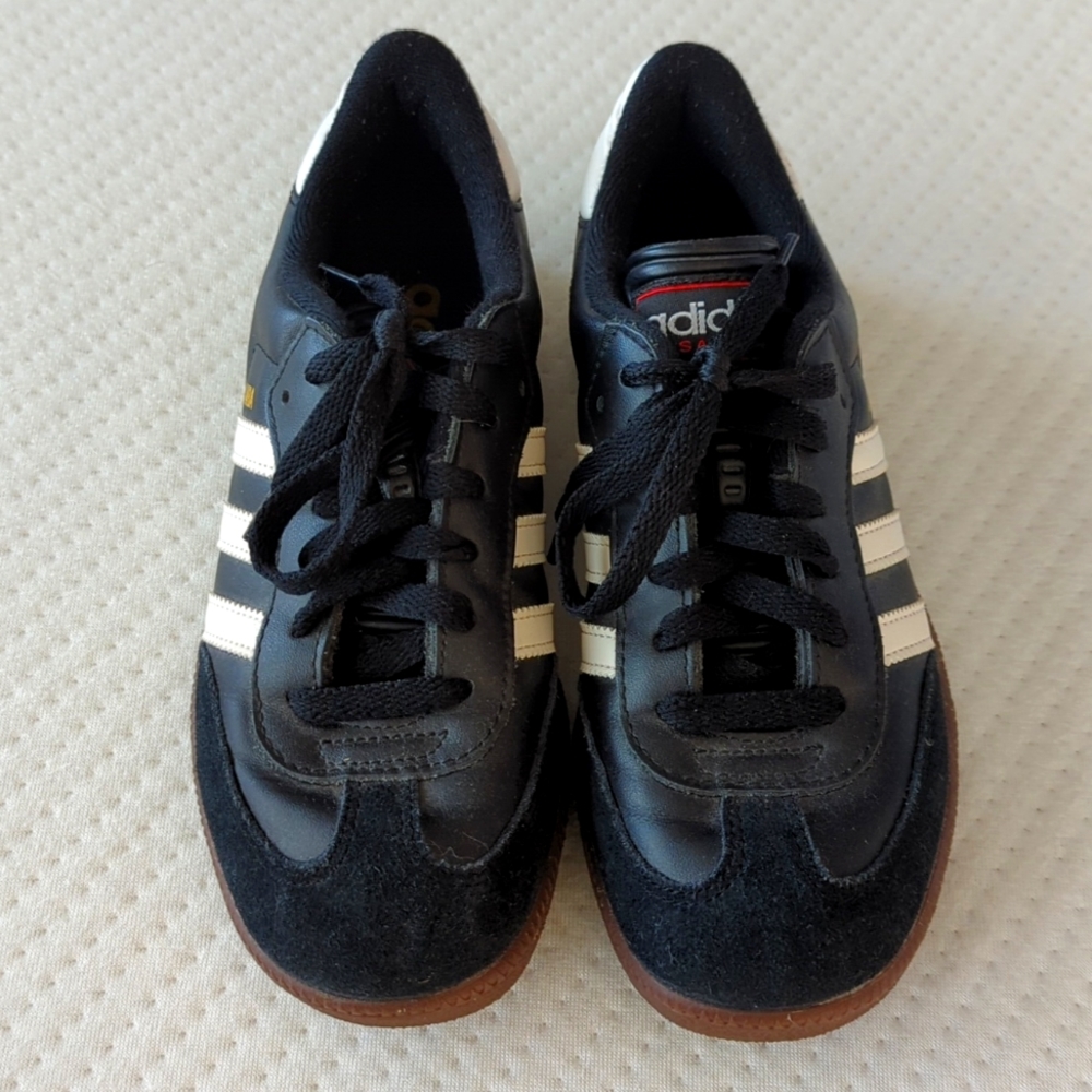 Vintage style Adidas Samba sneakers
